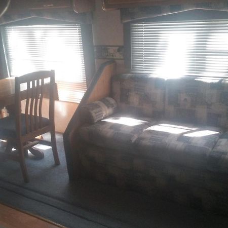 Villa Two Creeks Camp Athens Exterior foto